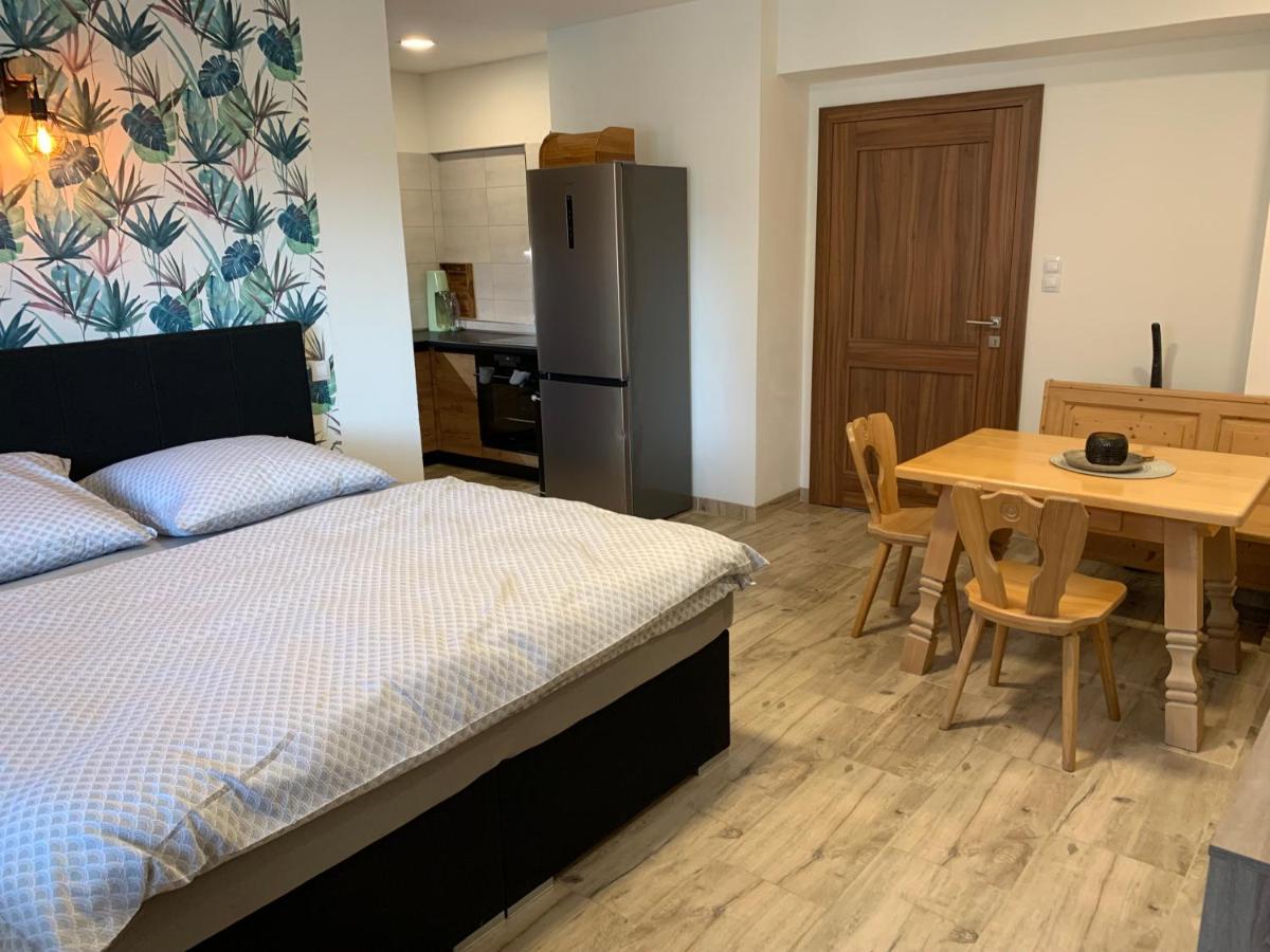 Apartmany Zupanovice Dobris Eksteriør bilde